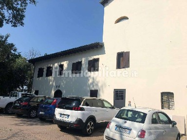Locale commerciale in Affitto