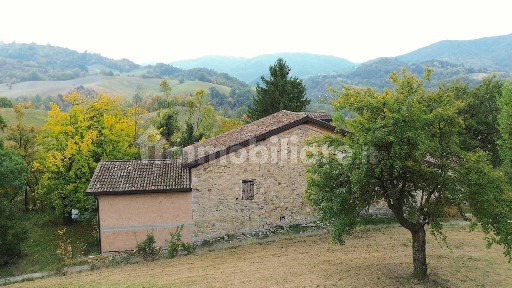 Rustico via Monchio, Vezzano sul Crostolo