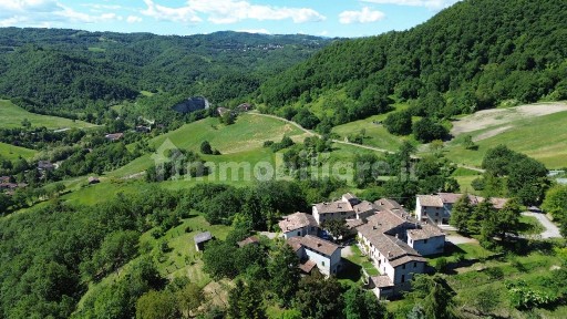 Casina, Via Margine