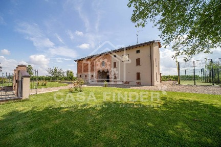 Rustico via Falconara, Sant'Ilario d'Enza