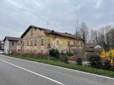 Cadelbosco di Sopra, Via Dante Alighieri, 35