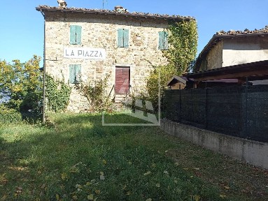 Canossa, Località Borzano, 97