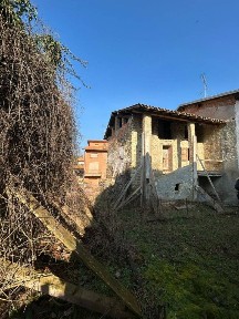 Quattro Castella, Via Matteo Maria Boiardo, 8
