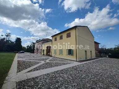 Rustico via Vittorio Veneto 37, Centro, Reggiolo
