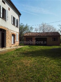 Cascina via Moglia, Villanova Di Reggiolo, Reggiolo