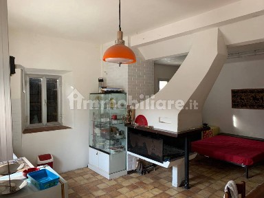 Casale, buono stato, 444 m², Castellarano
