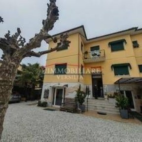 Hotel in Vendita