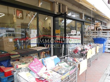 Attività commerciale in Vendita