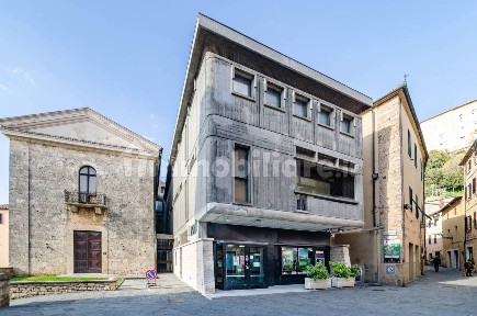 Negozio - Locale commerciale in Vendita