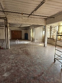 Magazzino - Deposito in Affitto