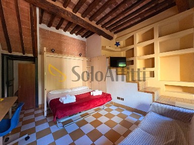 Bilocale via Degli Orti, Ovile - San Francesco, Siena