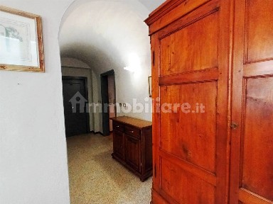 Appartamento via Ricasoli, Centro, Cetona