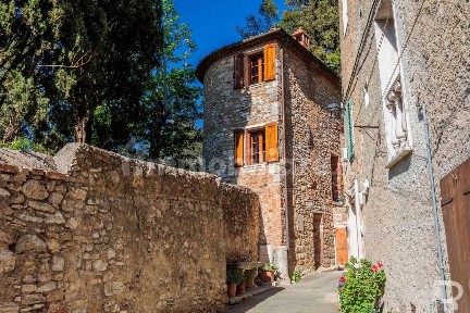 Rapolano Terme, Strada Provinciale di Serre di Rapolano