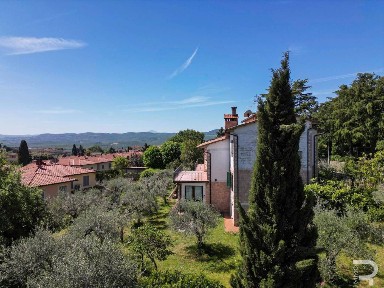 Villa unifamiliare via Trento, Centro, Sinalunga