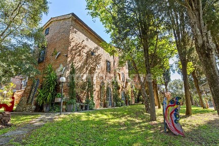 Torrita di Siena, Via Lago D'Iseo, 4