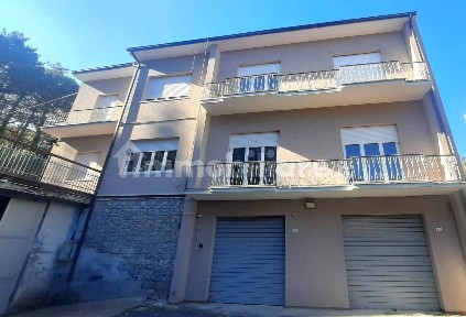 Villa plurifamiliare piazza Italia 20, Centro, Chianciano Terme
