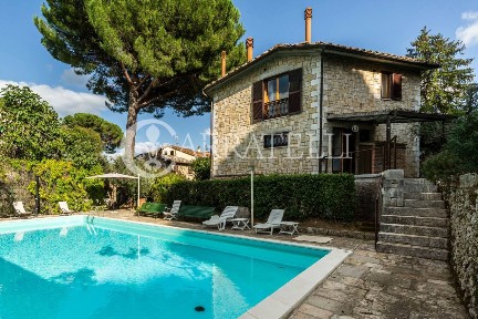 Villa unifamiliare via dello steccato 10, Centro, Cetona