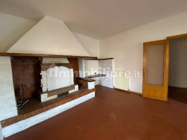 Villa unifamiliare via di Fuori 60, Centro, Sarteano