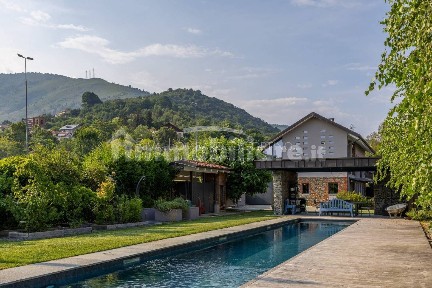 Cascina, ottimo stato, 370 m², Centro, Givoletto