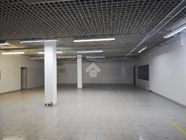 Magazzino - Deposito in Affitto