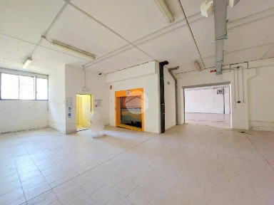 Magazzino - Deposito in Affitto