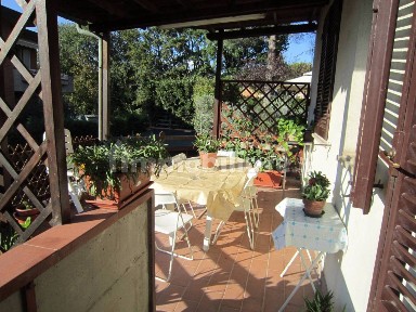 Colle di Val d'Elsa, Via della Badia