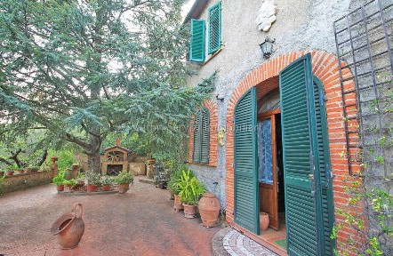 Villa bifamiliare via di peschiera, Sinalunga