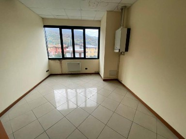 Magazzino - Deposito in Affitto