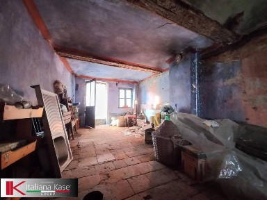 Rustico vicolo leona 3, Centro, San Giorgio Canavese