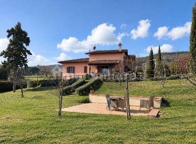 Villa unifamiliare via San Luigi, Centro, Sarteano