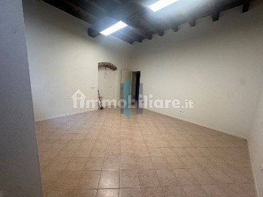Magazzino - Deposito in Affitto