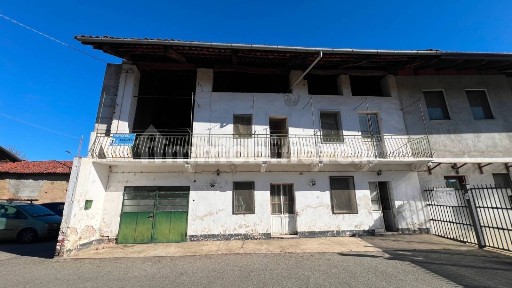Rustico via San Pietro 18, Rivarolo Canavese