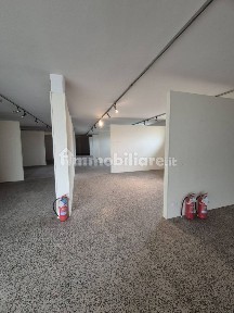Magazzino - Deposito in Affitto
