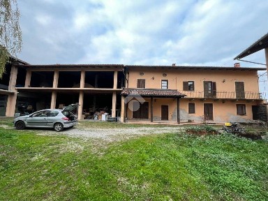 Rustico Borgata Colombè Superiore 6, Colombe Superiore, Trana