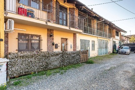 Casa colonica via garibaldi 8, Druento