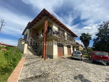 Villa bifamiliare via Poggio Olivo, Poggio Olivo, Chiusi
