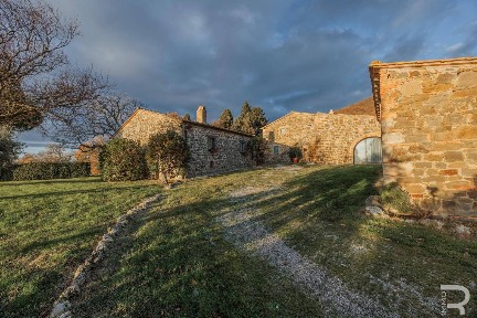 Sarteano, Strada della Foce e Fornace