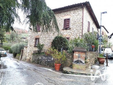 Gaiole in Chianti, Via San Martino, 13