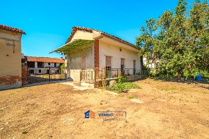 Carmagnola, Vicolo Ghietti, 3