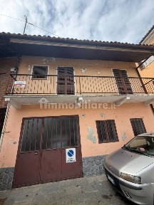 Rustico piazza Vittorio Emanuele II 24, San Benigno Canavese