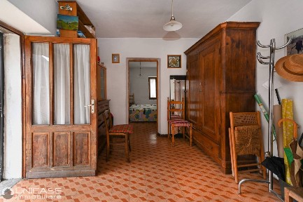 Casale via Maestra 22, Rorà