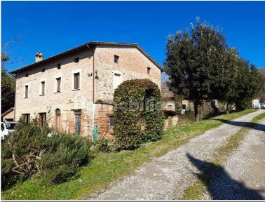 Villa all'asta strada provinciale 321 del Polacco, Cetona