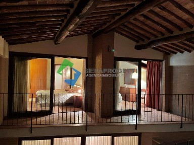 Siena, Cerchiaia - Coroncina, strada del renaccio