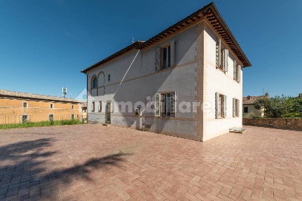 Montalcino