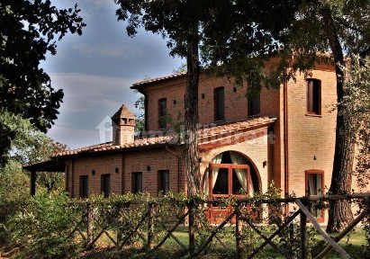 Villa unifamiliare via morgantini 21, Chiusi Scalo, Chiusi