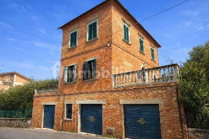 Villa unifamiliare via de Mori 14, Acquaviva, Montepulciano