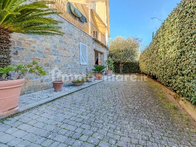 Villa unifamiliare via Giuseppe Verdi, Scacciapensieri, Siena