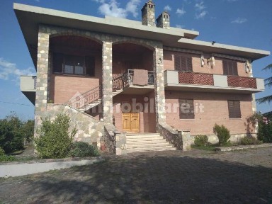 Villa bifamiliare, ottimo stato, 455 m², Montepulciano