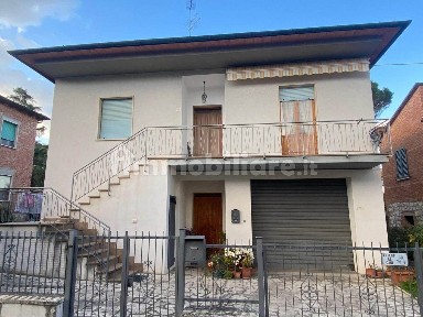 Villa unifamiliare via della Pace, Centro, Sinalunga