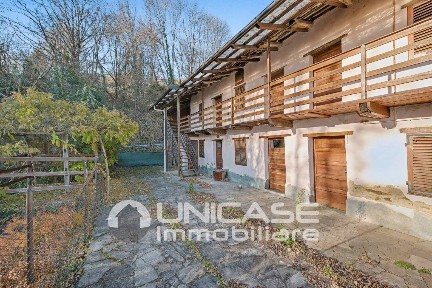 Luserna San Giovanni, Località Rocca Cordera, 4